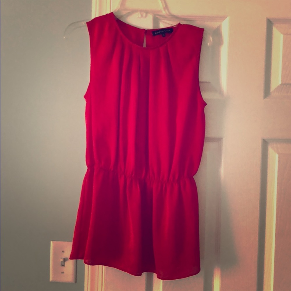 Sleeveless blouse